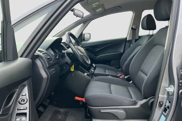 Hyundai ix20 (2015) thumbnail 14