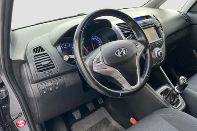 Hyundai ix20 (2015) thumbnail 15