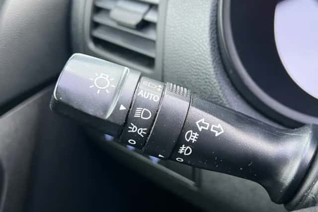 Hyundai ix20 (2015) thumbnail 18