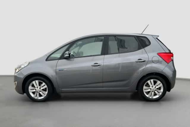 Hyundai ix20 (2015) thumbnail 3