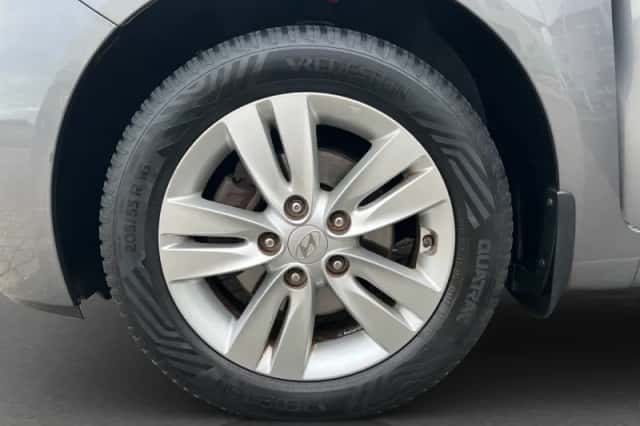 Hyundai ix20 (2015) thumbnail 28