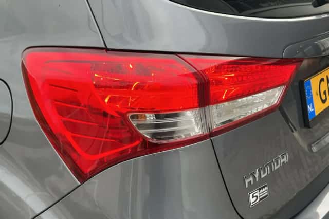 Hyundai ix20 (2015) thumbnail 10