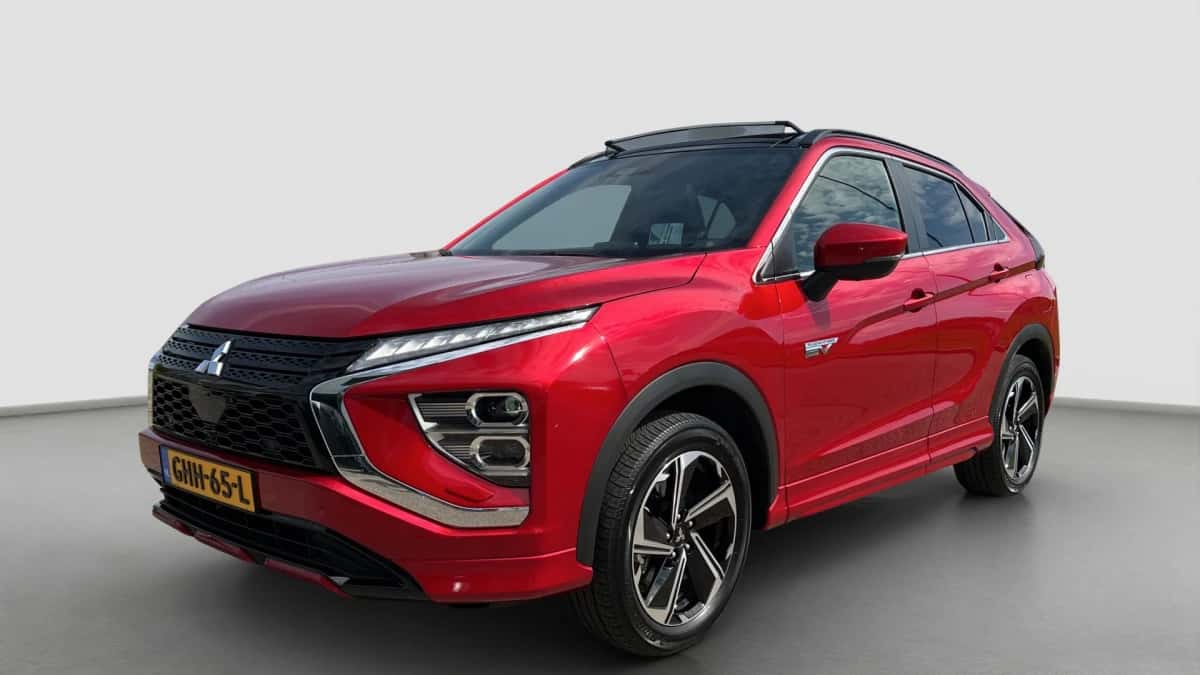 Mitsubishi Eclipse Cross (2024) — foto 1