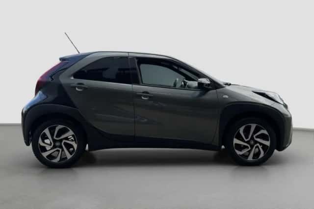 Toyota Aygo X (2023) thumbnail 4