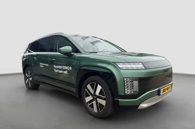 Hyundai Ioniq 9 (2025) thumbnail 2