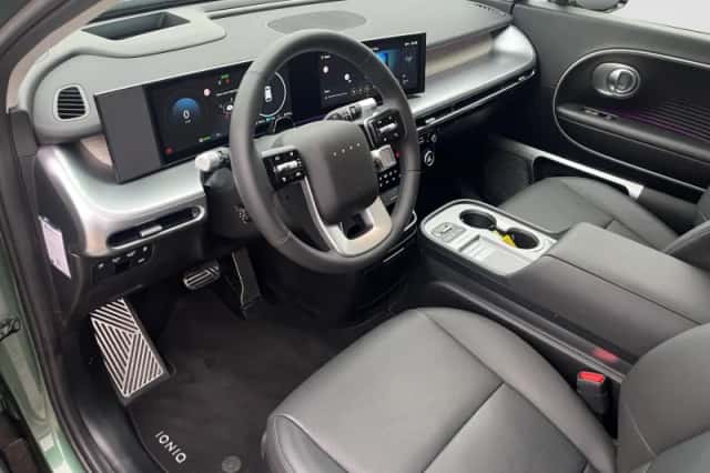 Hyundai Ioniq 9 (2025) thumbnail 16