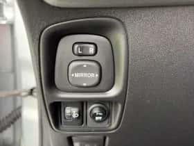 Toyota Aygo (2015) thumbnail 17