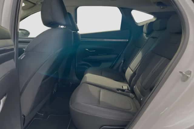 Hyundai Tucson (2024) thumbnail 12