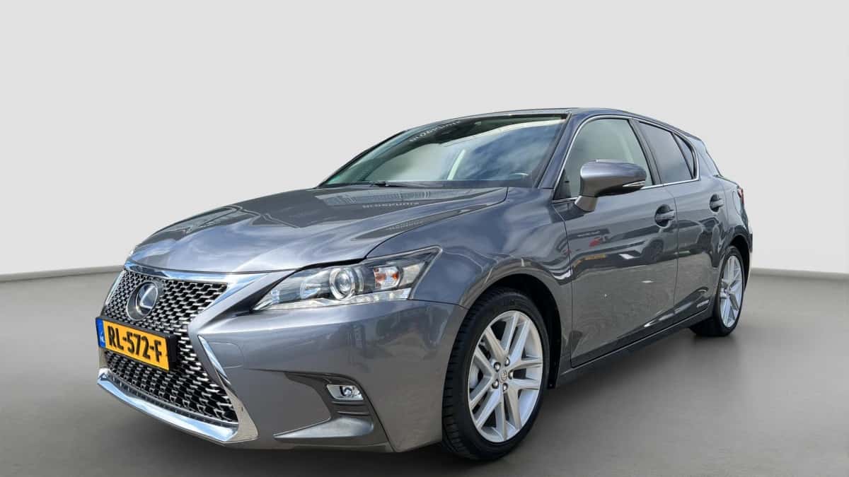 Lexus CT (2017) — foto 1