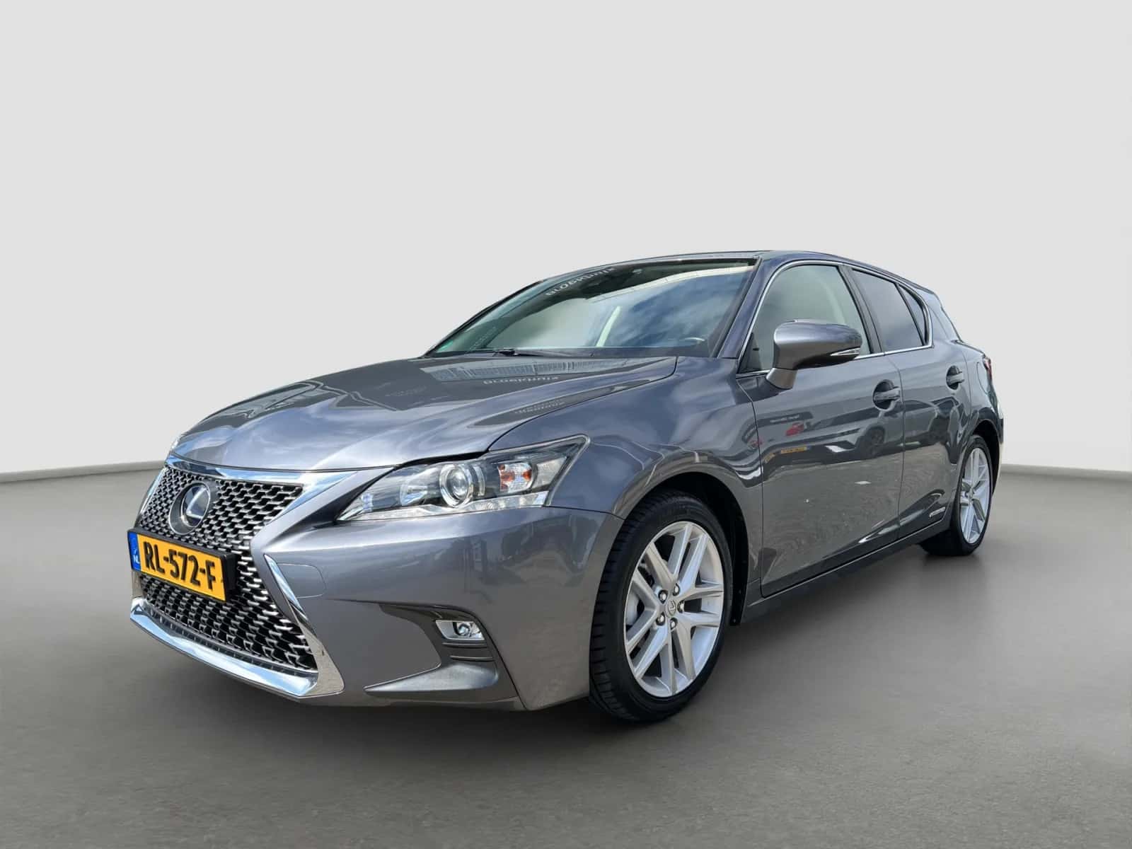 Lexus CT (2017) — foto 1
