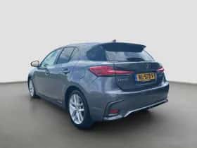 Lexus CT (2017) thumbnail 5