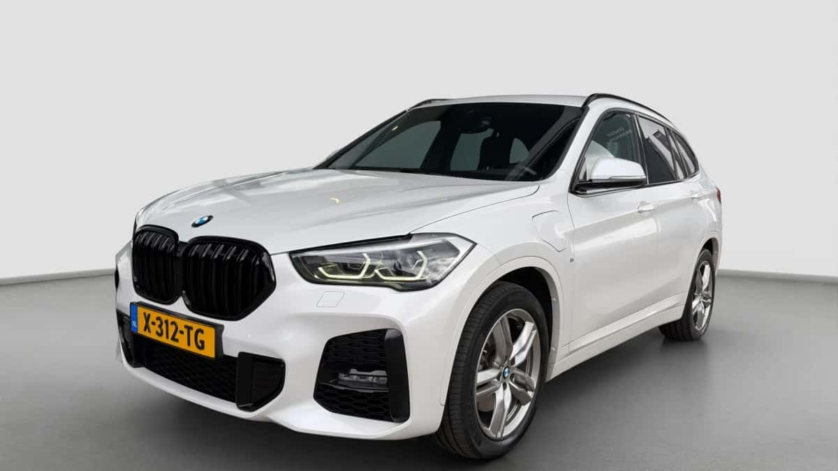 BMW X1 (2021) — foto 1