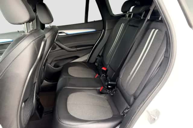 BMW X1 (2021) thumbnail 12