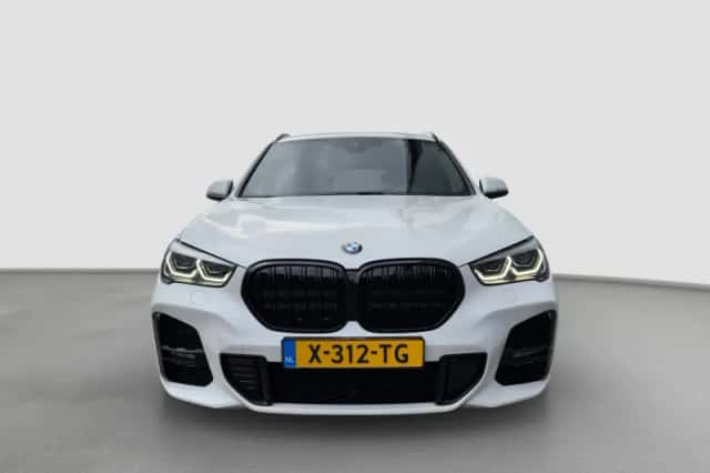 BMW X1 (2021) thumbnail 7