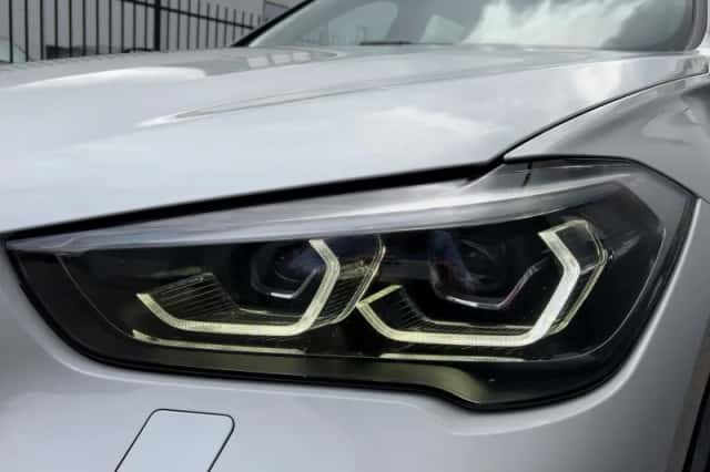 BMW X1 (2021) thumbnail 9