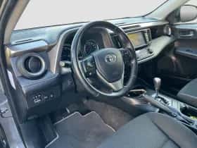 Toyota RAV4 (2018) thumbnail 15