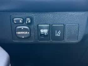 Toyota RAV4 (2018) thumbnail 17