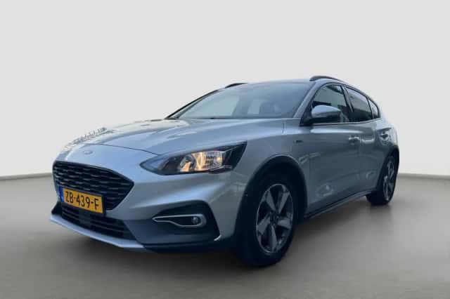 Ford Focus (2019) thumbnail 1