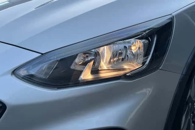 Ford Focus (2019) thumbnail 9