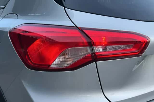 Ford Focus (2019) thumbnail 10