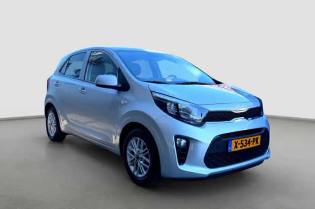 Kia Picanto (2024) thumbnail 2