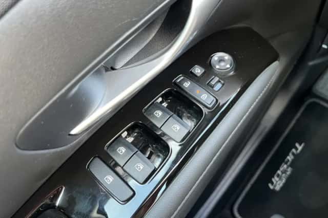 Hyundai Tucson (2024) thumbnail 16