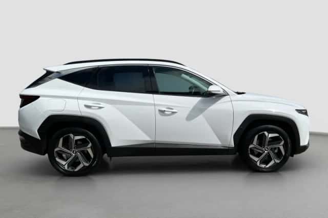 Hyundai Tucson (2024) thumbnail 4