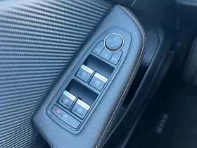 Renault Clio (2019) thumbnail 16