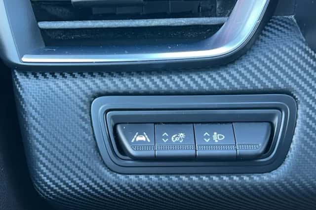 Renault Clio (2019) thumbnail 17