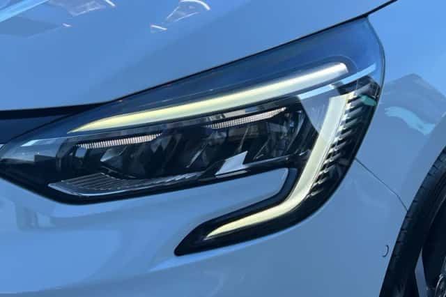 Renault Clio (2019) thumbnail 9