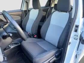 Toyota Yaris (2019) thumbnail 13