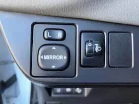 Toyota Yaris (2019) thumbnail 15