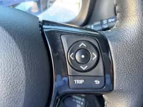 Toyota Yaris (2019) thumbnail 21