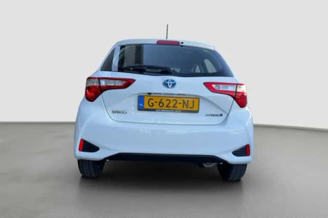 Toyota Yaris (2019) thumbnail 8