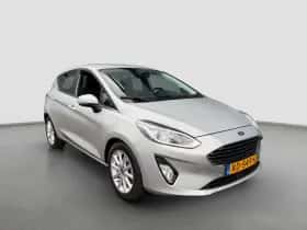 Ford Fiesta (2017) thumbnail 2
