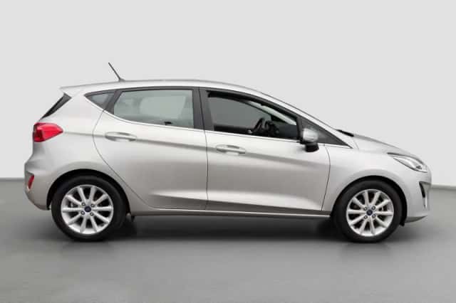 Ford Fiesta (2017) thumbnail 4