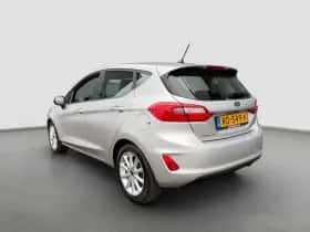 Ford Fiesta (2017) thumbnail 5