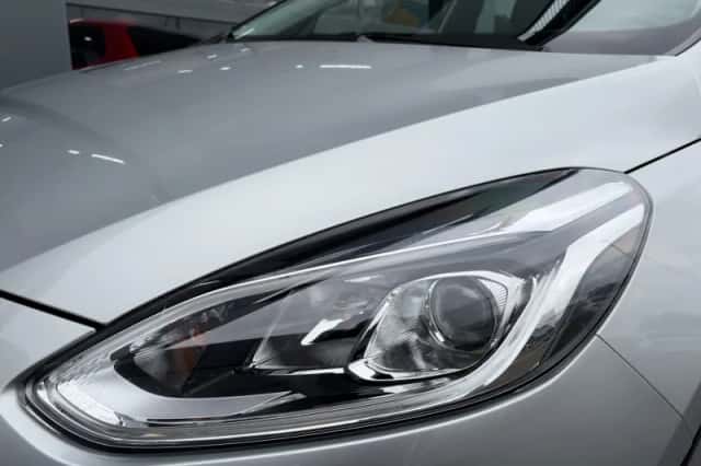 Ford Fiesta (2017) thumbnail 9