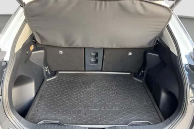Toyota Yaris Cross (2022) thumbnail 11