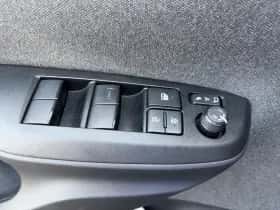 Toyota Yaris Cross (2022) thumbnail 15