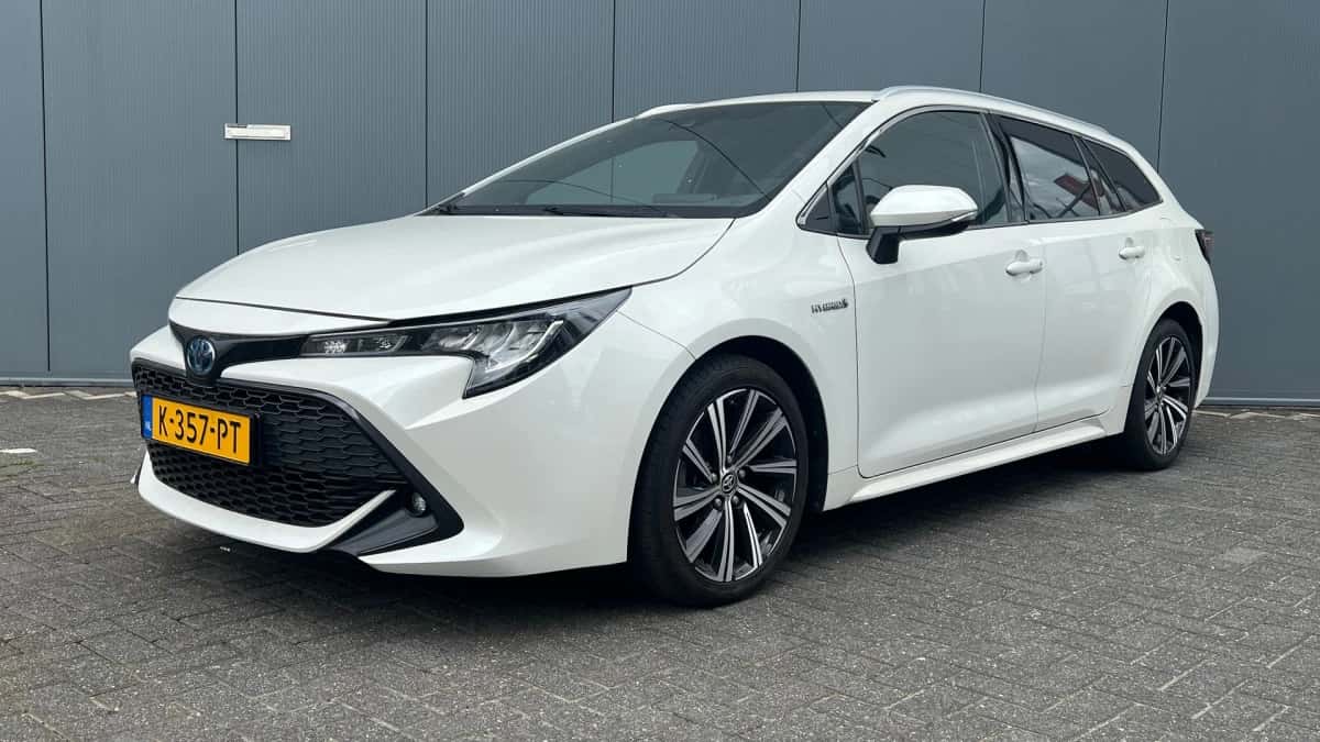 Toyota Corolla (2021) — foto 1