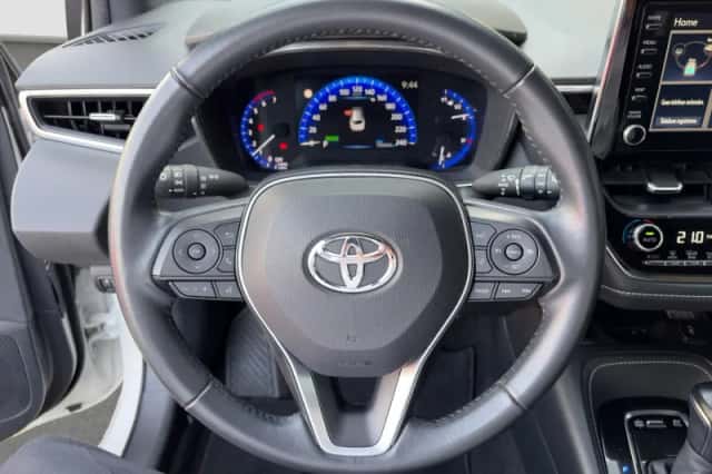 Toyota Corolla (2021) thumbnail 15