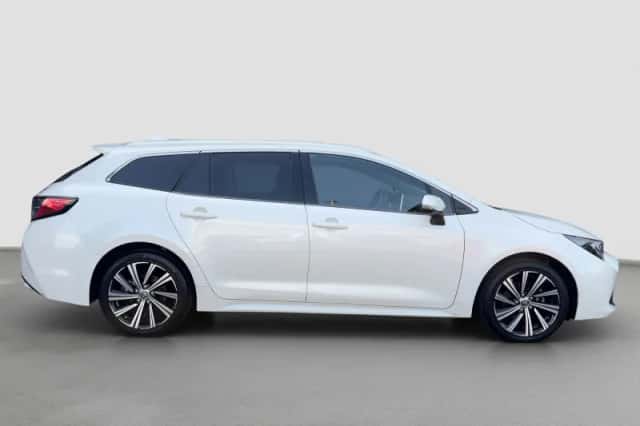 Toyota Corolla (2021) thumbnail 4