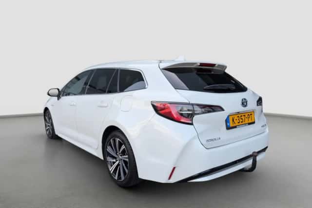 Toyota Corolla (2021) thumbnail 5