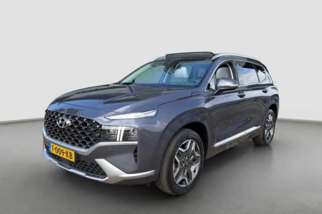 Hyundai Santa Fe (2023) thumbnail 1