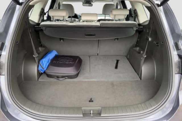 Hyundai Santa Fe (2023) thumbnail 11