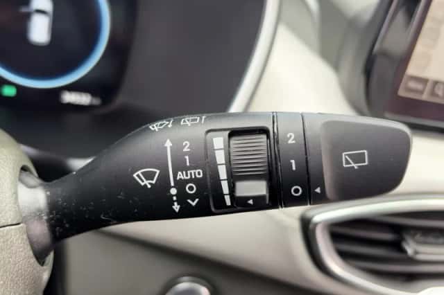 Hyundai Santa Fe (2023) thumbnail 21