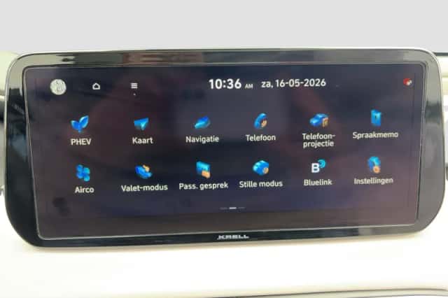 Hyundai Santa Fe (2023) thumbnail 24