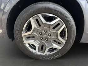 Hyundai Santa Fe (2023) thumbnail 27