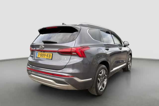Hyundai Santa Fe (2023) thumbnail 6